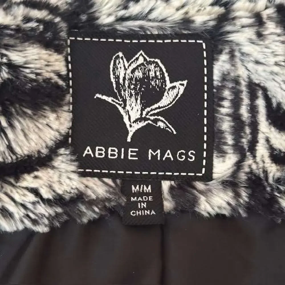 Zebra Faux Fur Vest Y2K Mob Wife Glam Animal Print Indie Sleaze Statement Size M